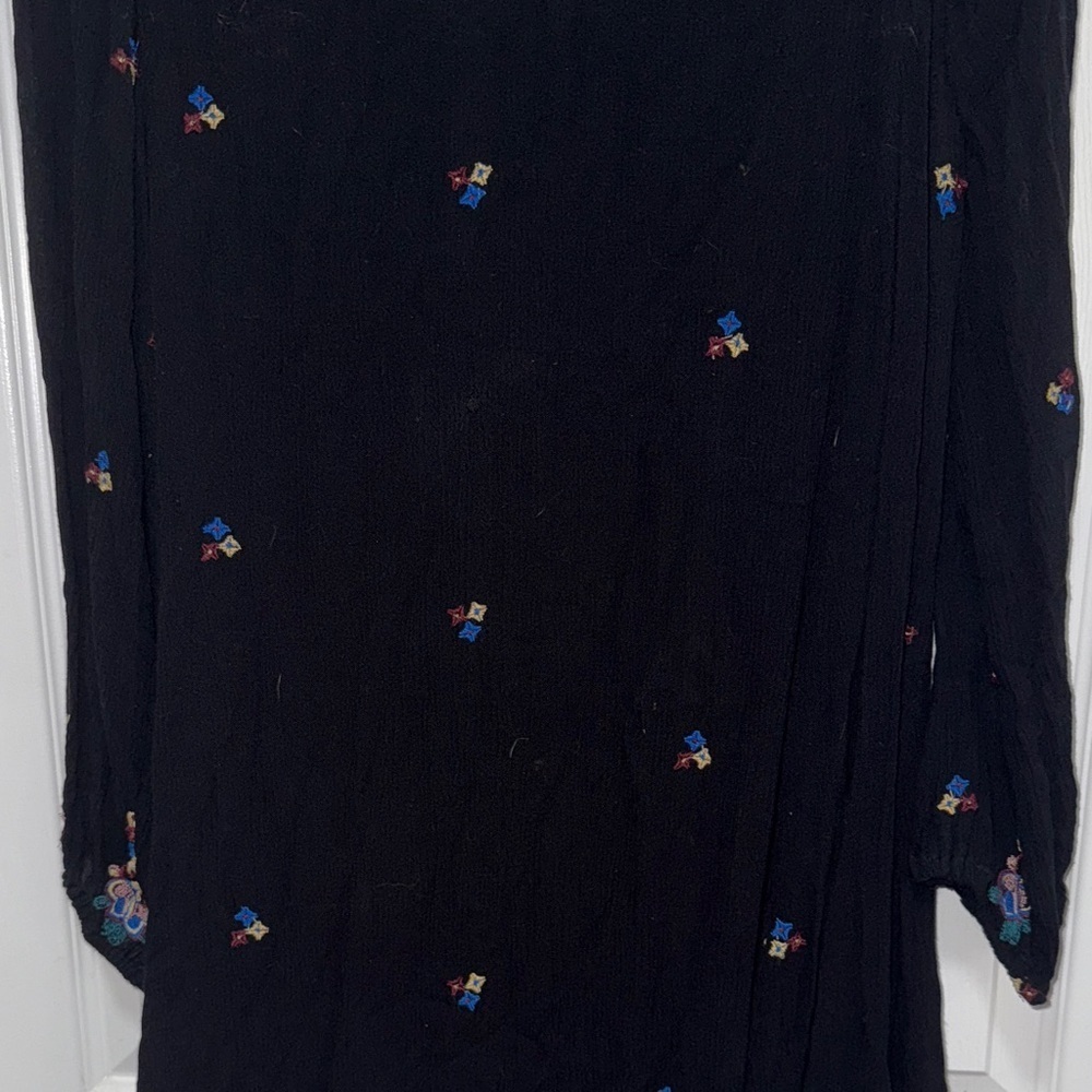 Japna Black Long Sleeve Dress with Embroidery - Picture 4 of 7